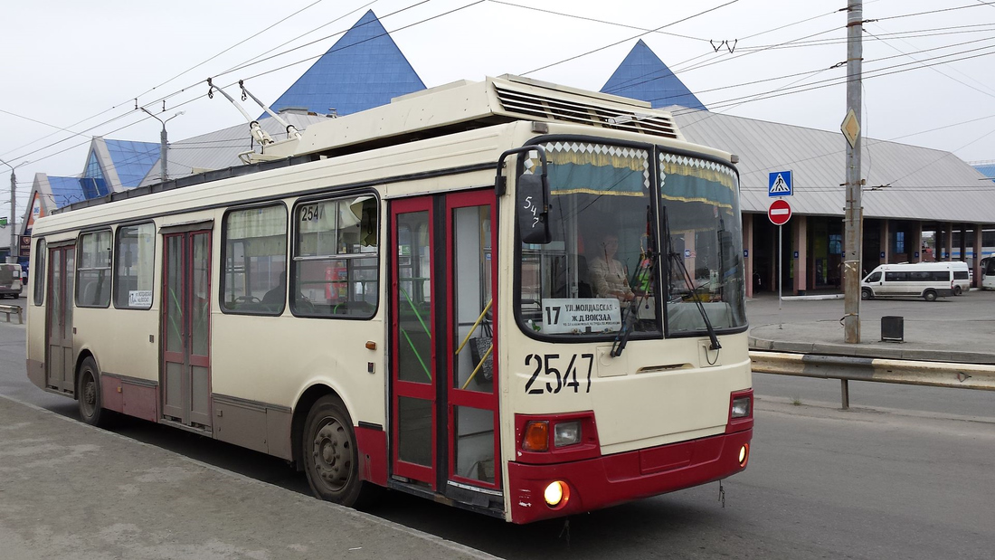 Челябинск, ЛиАЗ-5280 (ВЗТМ) № 2547