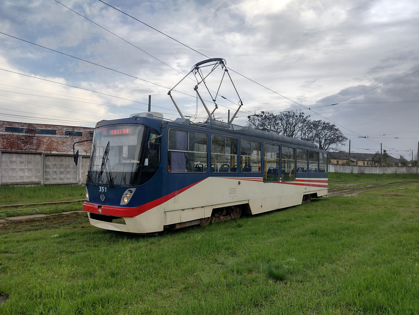 Kijiva, K1M № 351