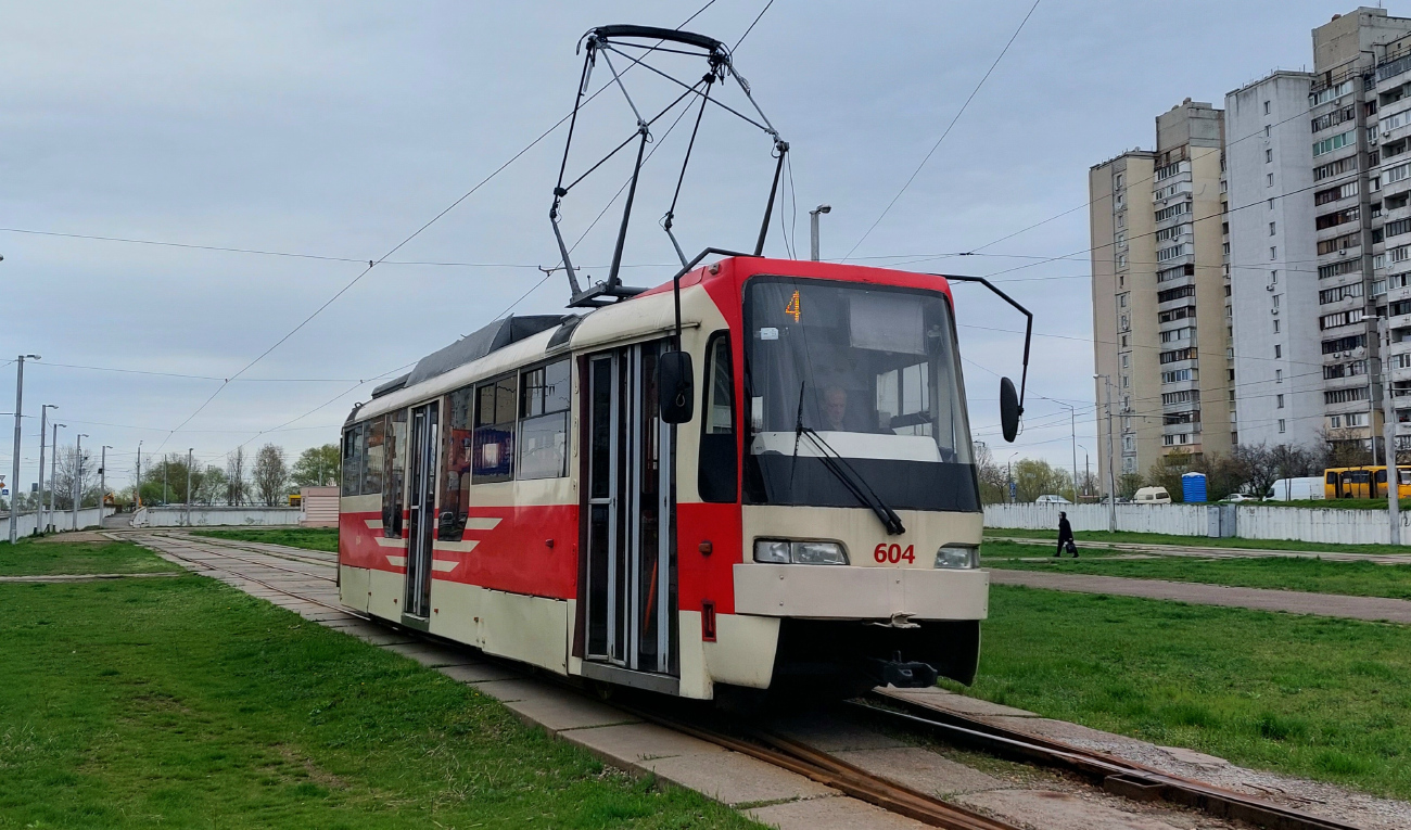 Киев, T3UA-3 «Каштан» № 604