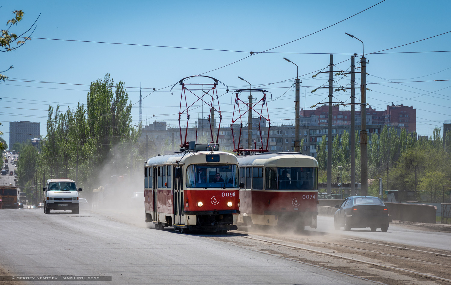 Мариуполь, Tatra T3SUCS № 0098 (760); Мариуполь, Tatra T3SUCS № 0074 (701)