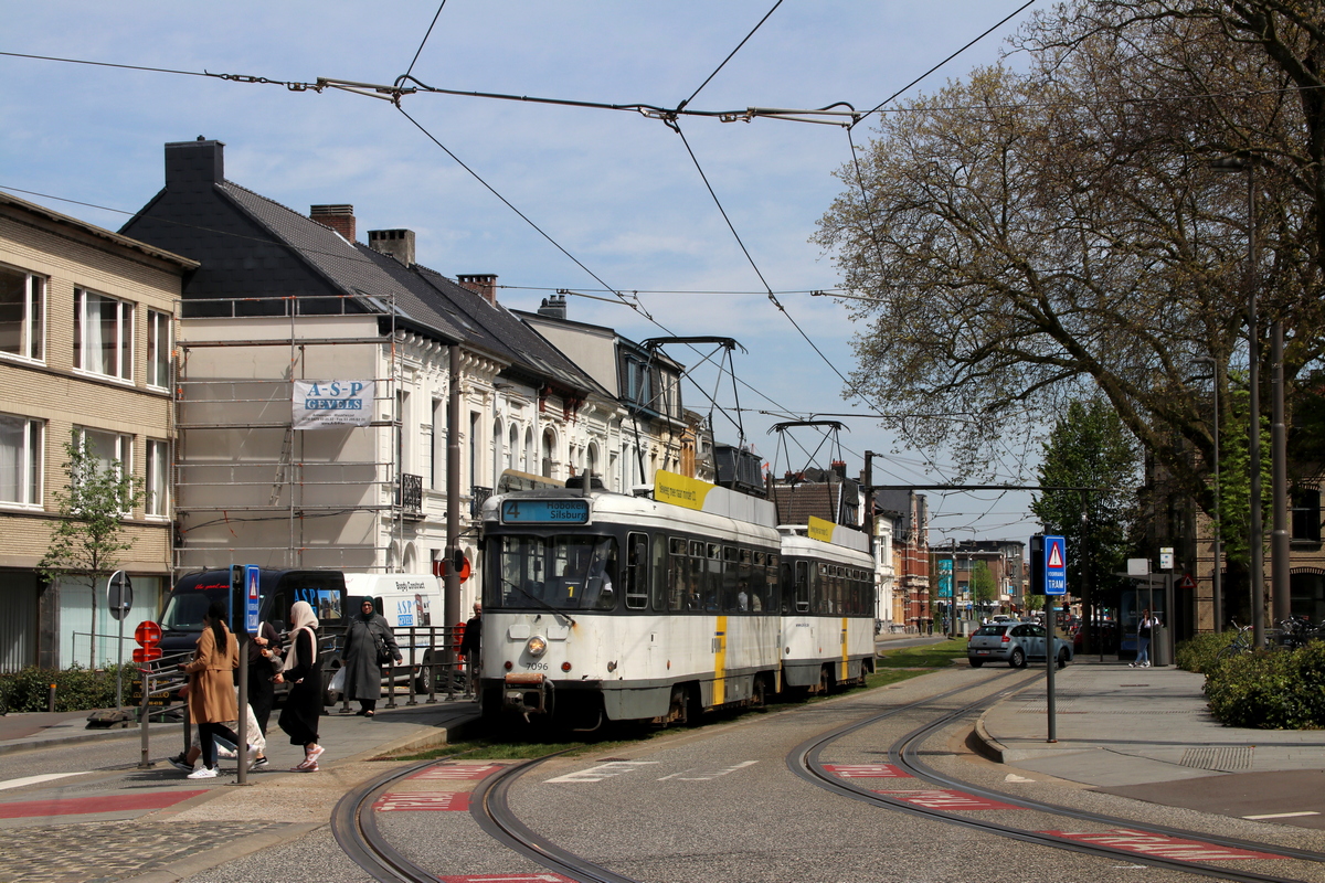 Antwerpen, BN PCC Antwerpen (modernised) — 7096; Antwerpen, BN PCC Antwerpen (modernised) — 7140