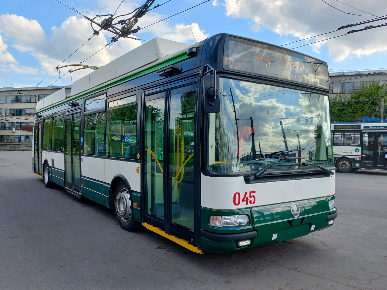 Хмельницкий, Škoda 24Tr Irisbus Citybus № 045