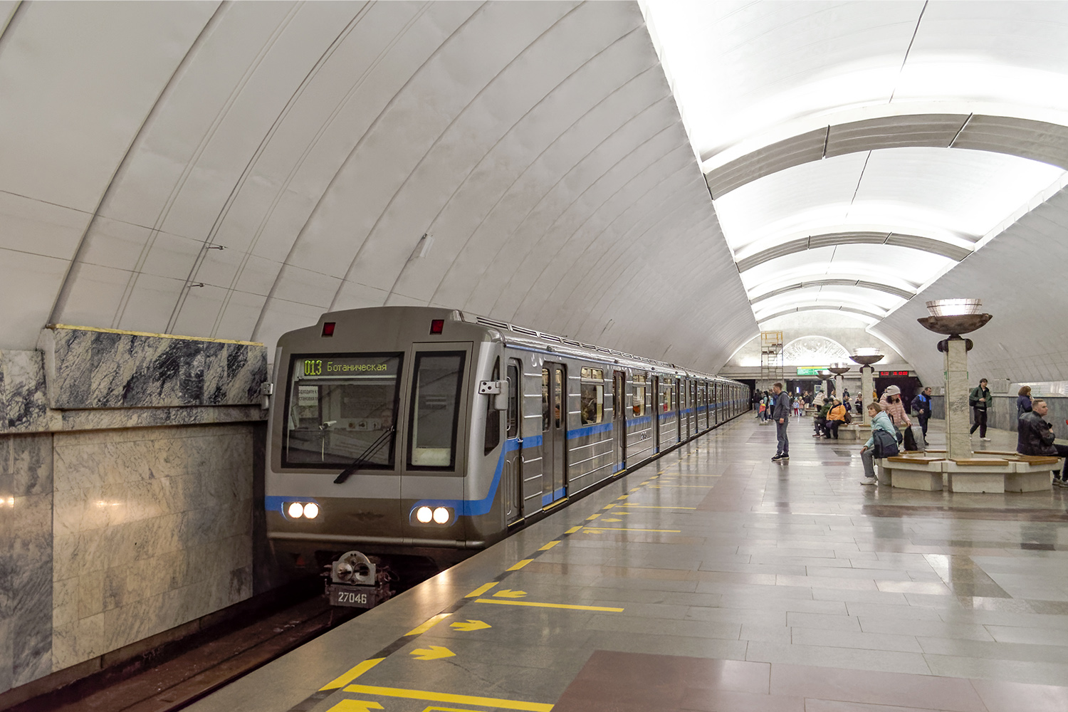 Екатеринбург, 81-717.6 № 27046