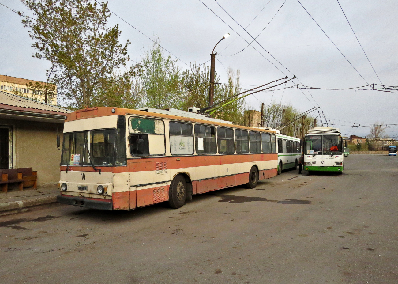 Ереван, Škoda 14Tr02/6 № 10