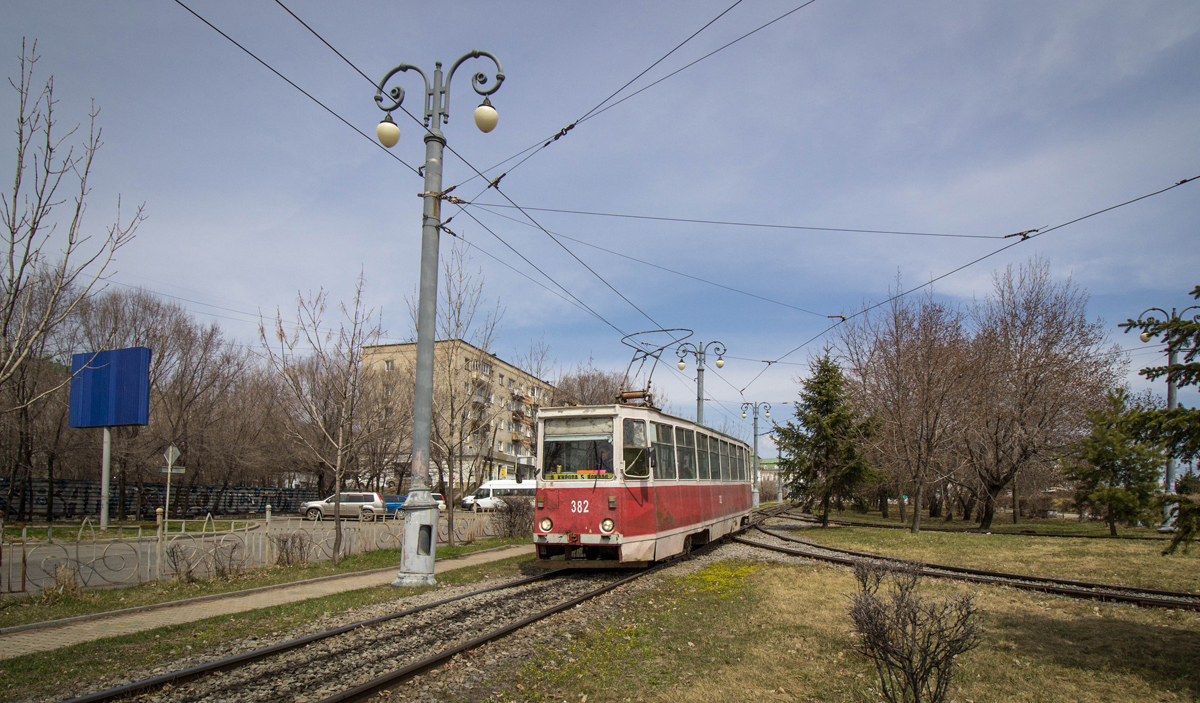 Хабаровск, 71-605 (КТМ-5М3) № 382