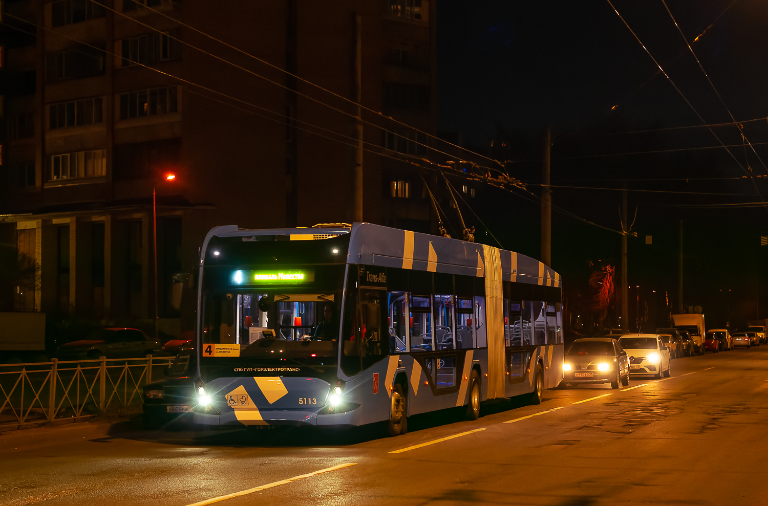 Санкт-Петербург, ВМЗ-6215.01 «Премьер» № 5113