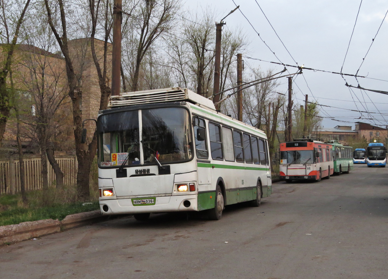 Ереван, ЛиАЗ-5280 (ВЗТМ) № 036