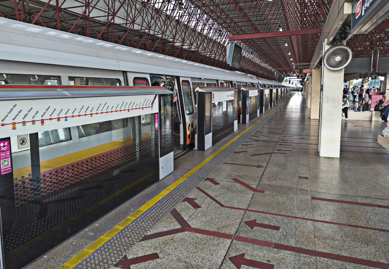 Singapore — Metro — [1] North South Line (NSL)