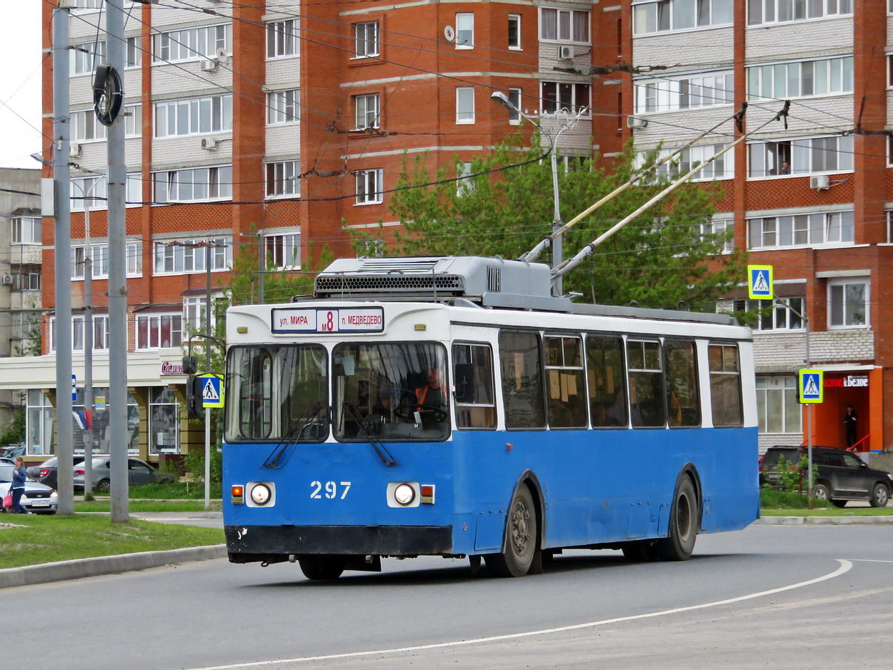 Йошкар-Ола, ЗиУ-682ГМ1 (с широкой передней дверью) № 297