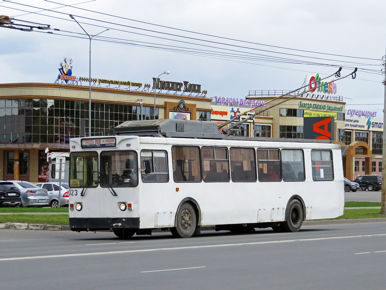 Йошкар-Ола, ЗиУ-682ГМ1 (с широкой передней дверью) № 323