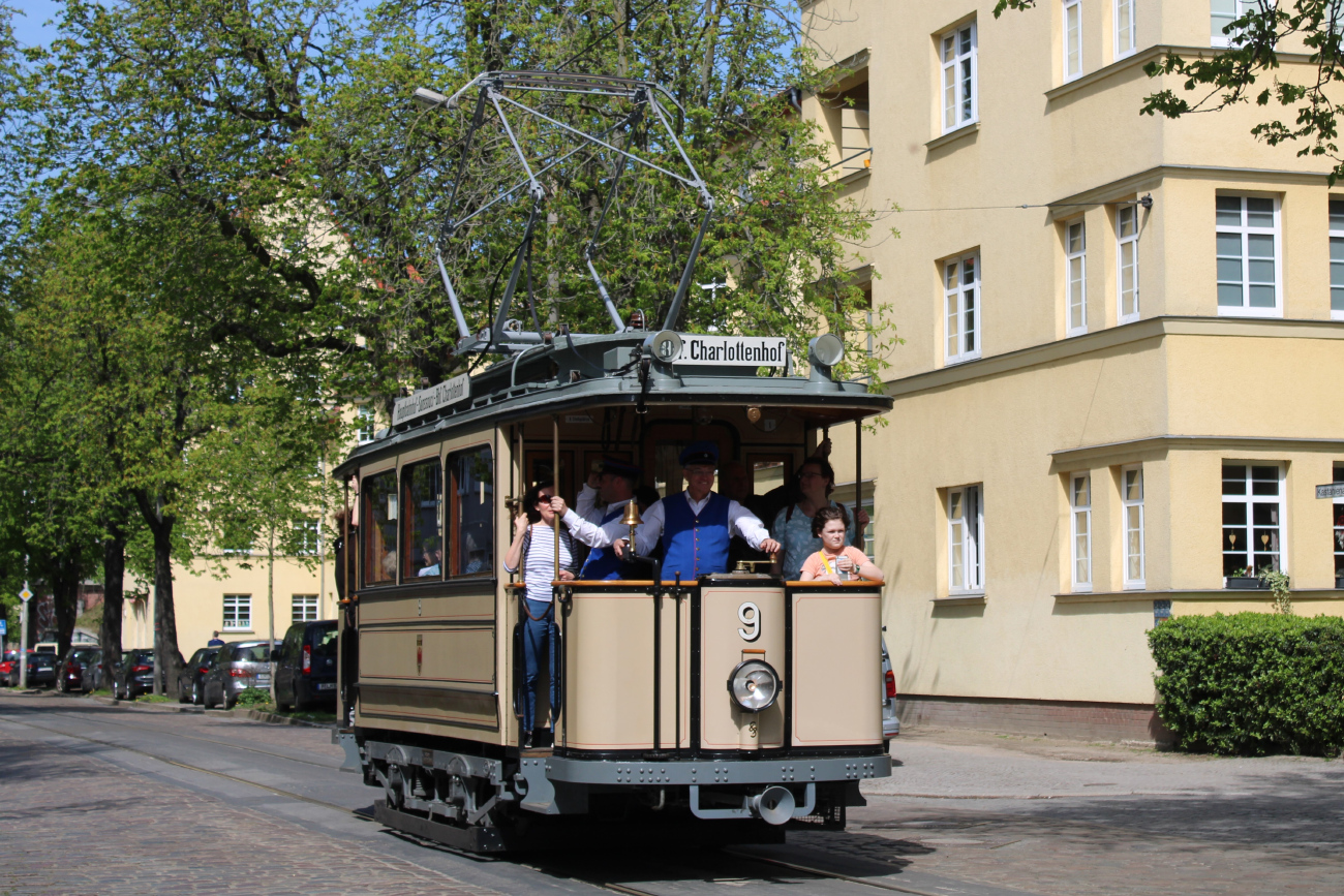 Potsdamas, Lindner 2-axle motor car nr. 9