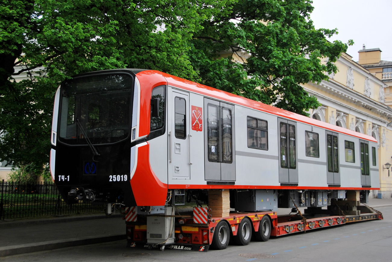 Санкт-Петербург, 81-725.1  «Балтиец» (ОЭВРЗ) № 25019; Санкт-Петербург — Фестиваль «SPbTransportFest — 2023»