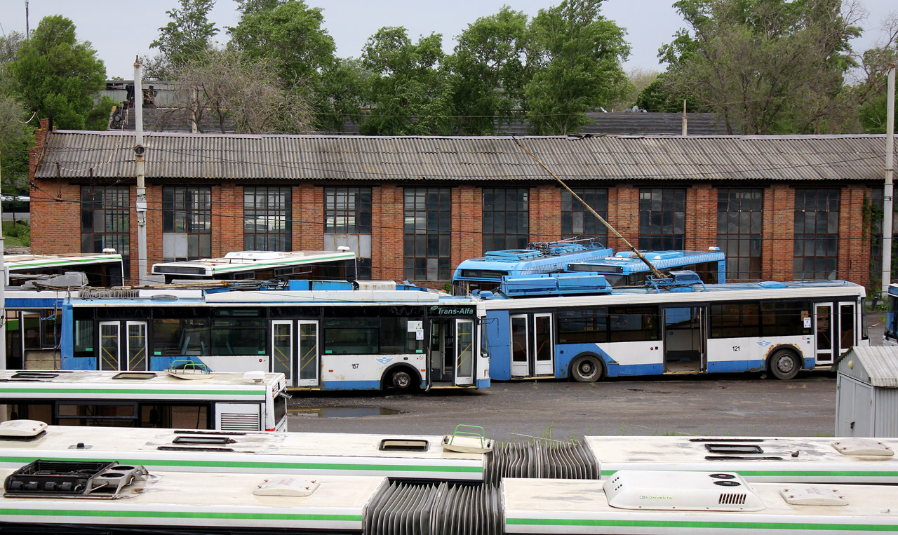 Ростов-на-Дону, ВМЗ-5298.01 (ВМЗ-463) № 157; Ростов-на-Дону, МТрЗ-52791 «Садовое Кольцо» № 121 Ростов-на-Дону, ВМЗ-5298.01 (ВМЗ-463) № 157; Ростов-на-Дону, МТрЗ-52791 «Садовое Кольцо» № 121