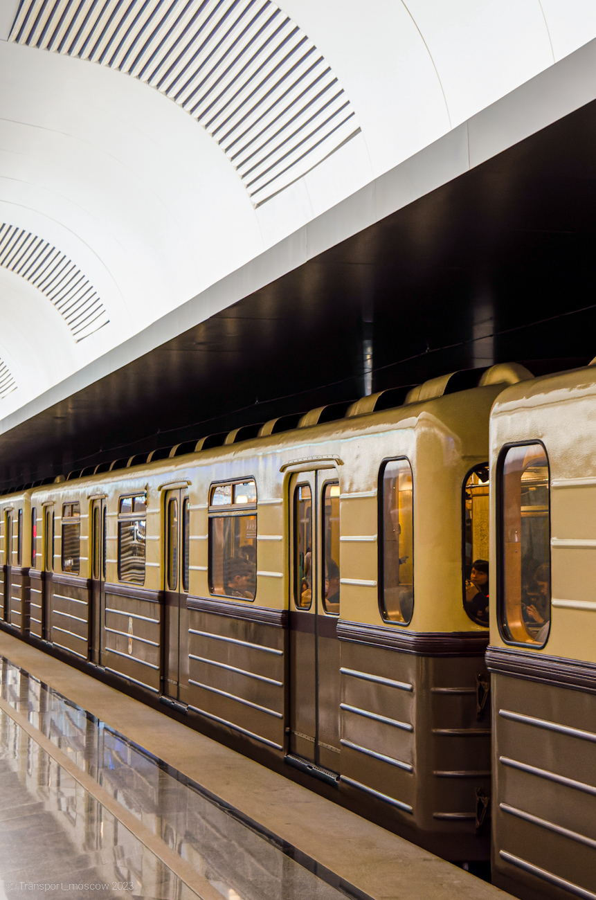 Москва, 81-714.5А № 1949; Москва — Выставка подвижного состава и Парад поездов к 88-летию Московского метрополитена 13 — 16 мая 2023