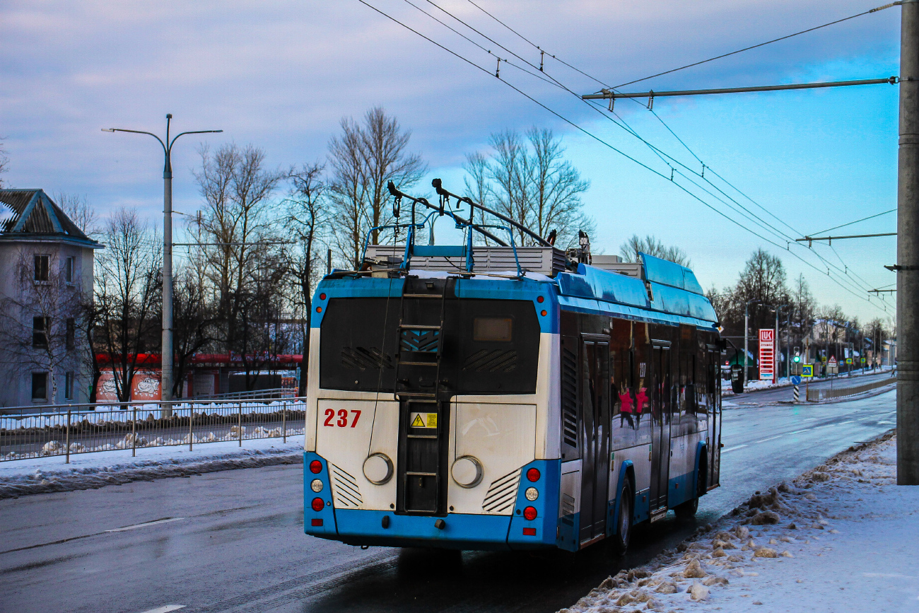 Витебск, БКМ 32100D № 237