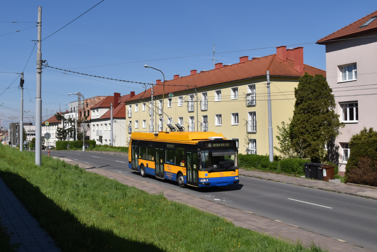 Злин, Škoda 24Tr Irisbus Citybus № 210