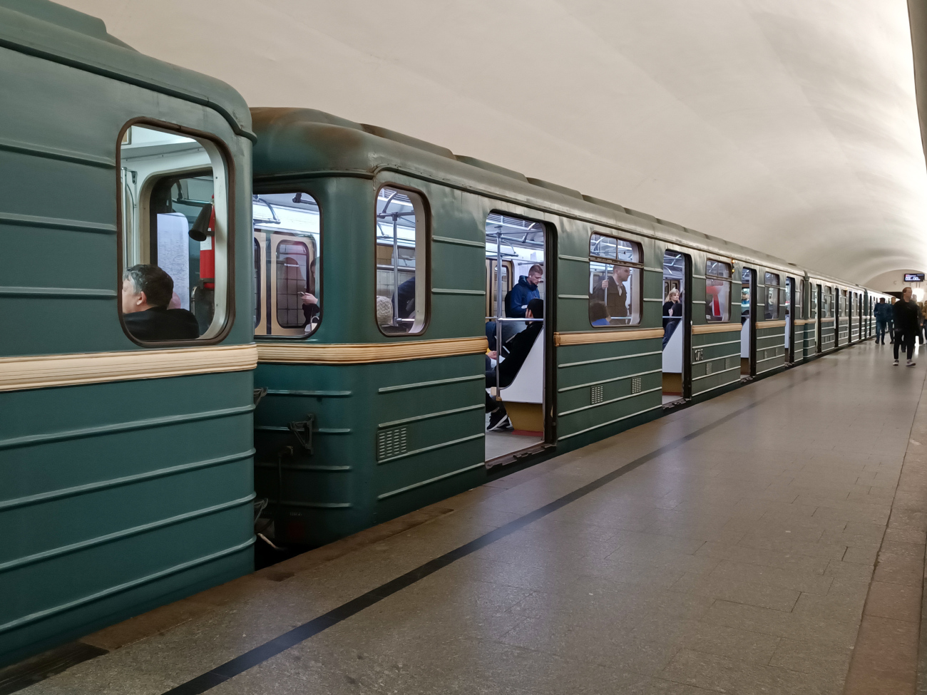 Москва, 81-714.5 (ММЗ/МВМ) № 0715