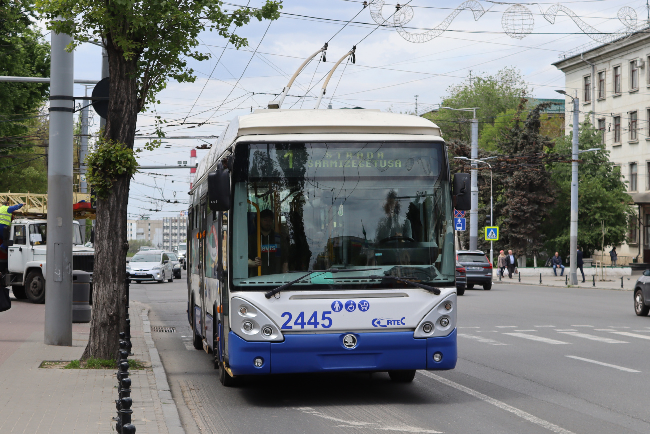 Кишинёв, Škoda 24Tr Irisbus Citelis № 2445