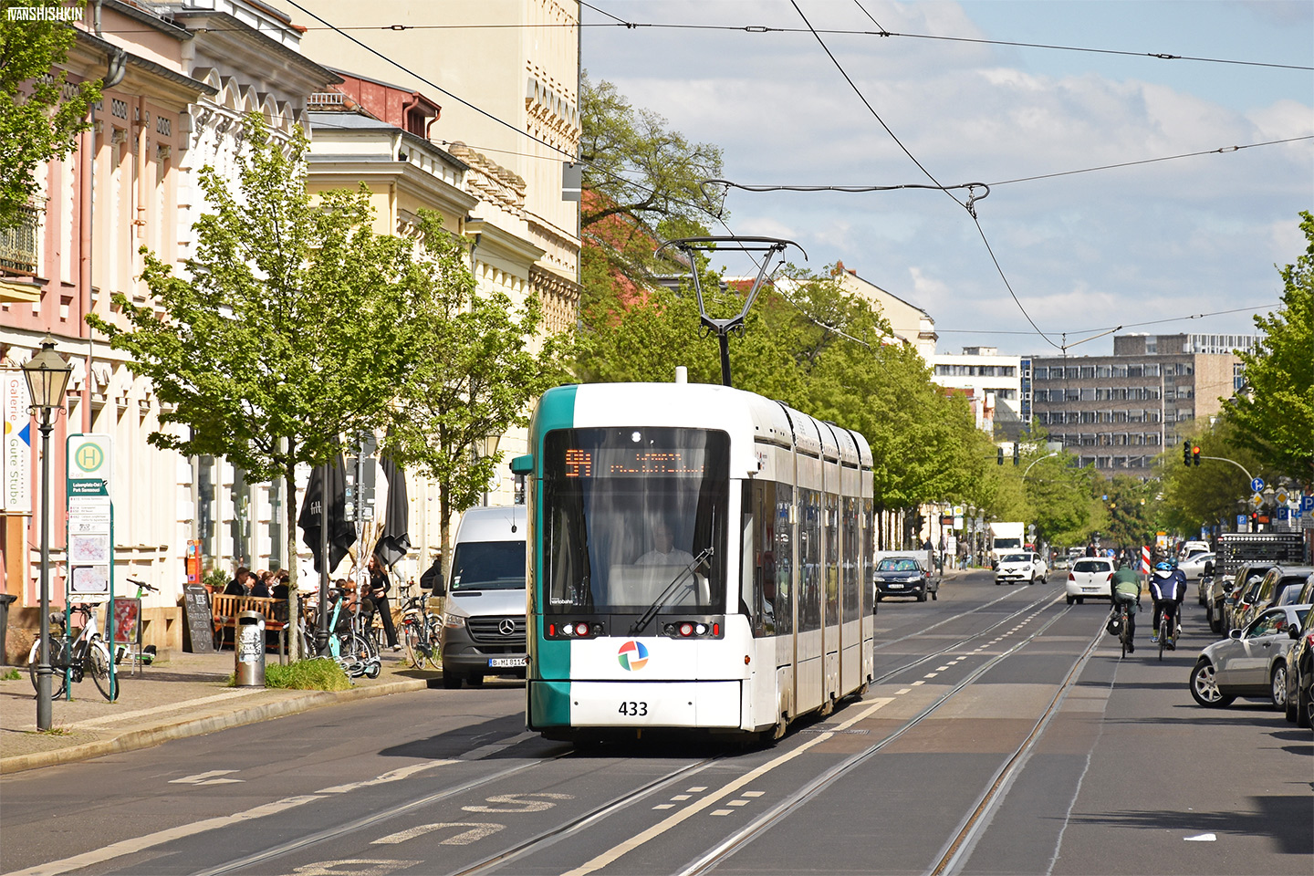 Потсдам, Stadler Variobahn № 433