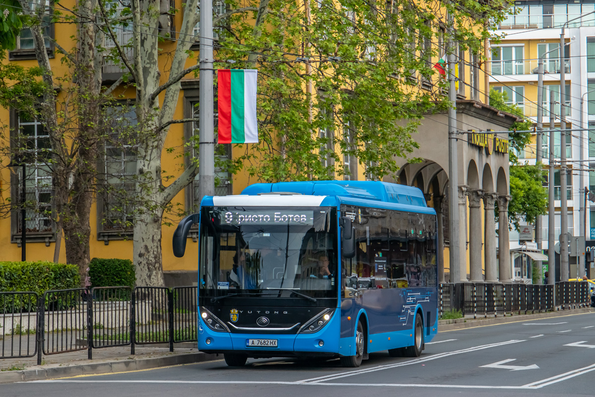 布爾加斯, Yutong E9 (ZK6890BEVG) # A 7682 HX