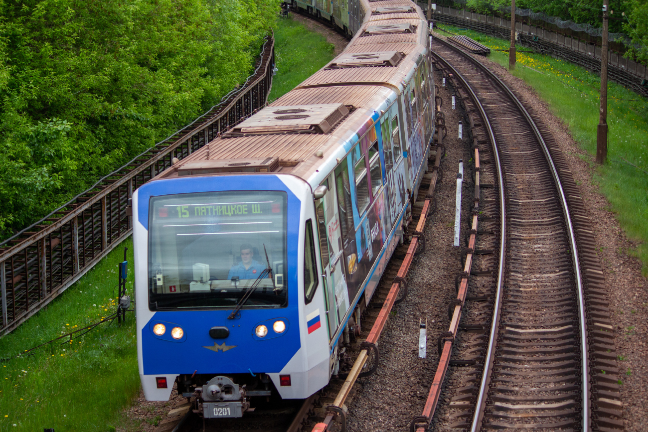 Москва, 81-740.4 «Русич» № 0201