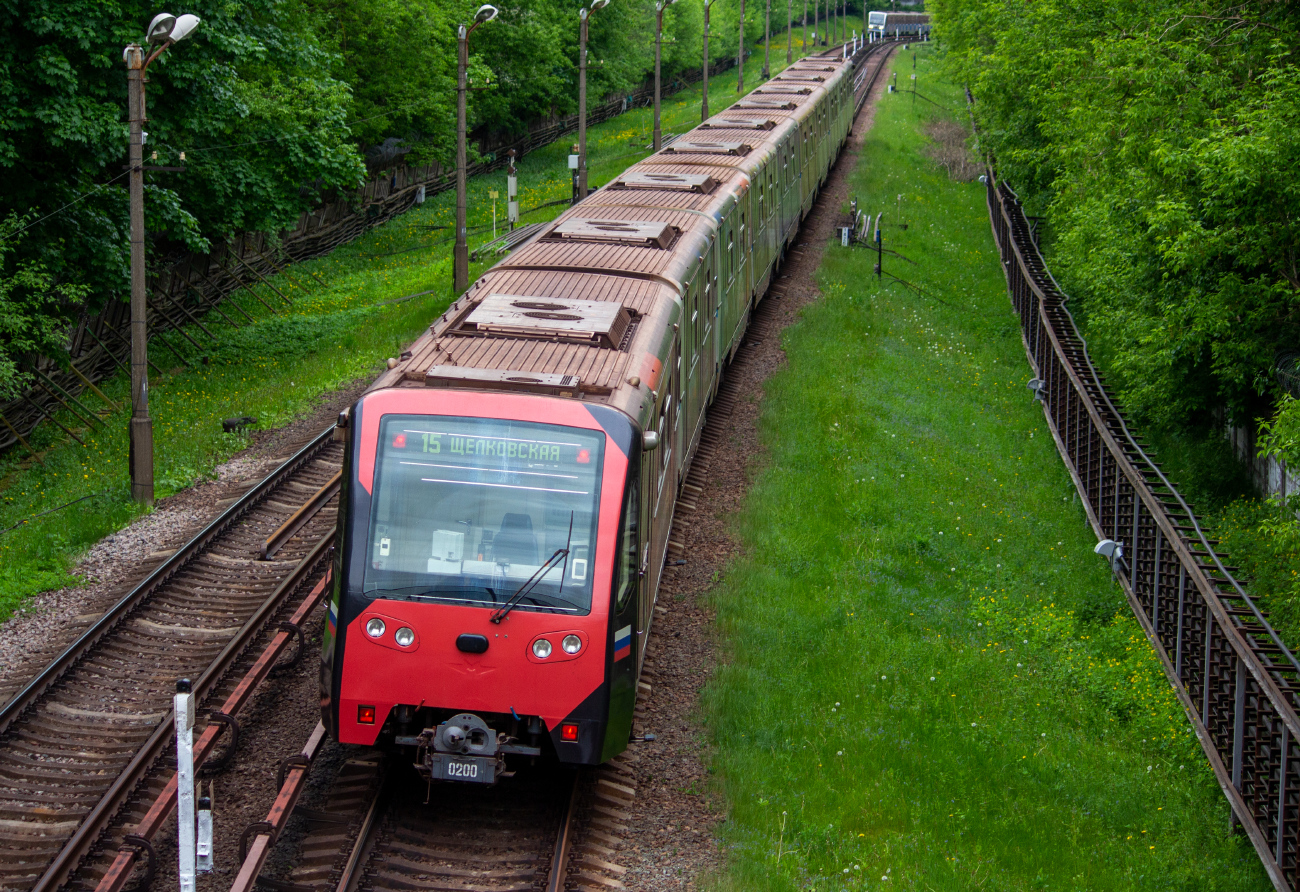 Москва, 81-740.4 «Русич» № 0200