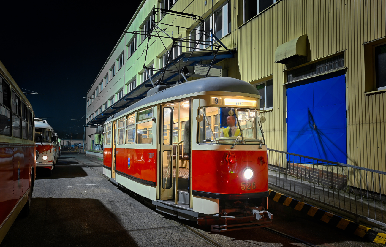 Острава, Tatra T1 № 528; Острава — Остравская музейная ночь 2023