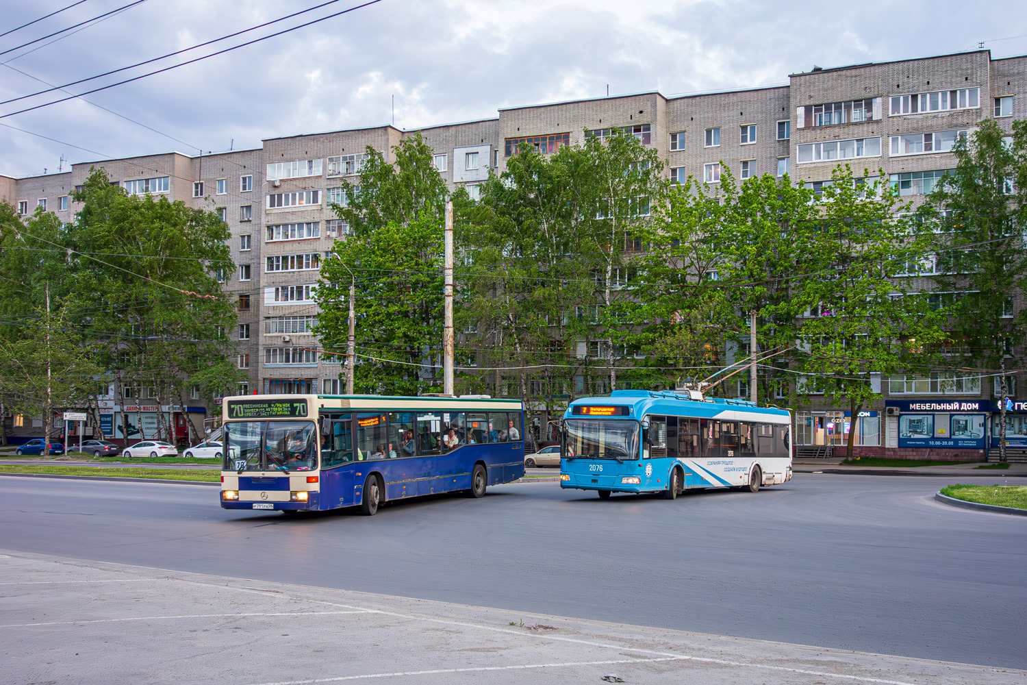 Пенза, БКМ 321 № 2076