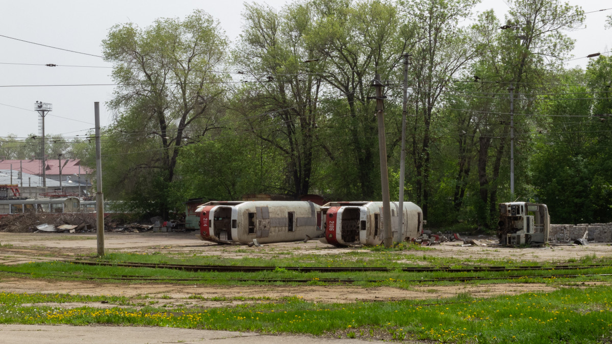 Самара, Tatra T3SU (двухдверная) № 2114; Самара, Tatra T3SU № 2106; Самара — Кировское трамвайное депо