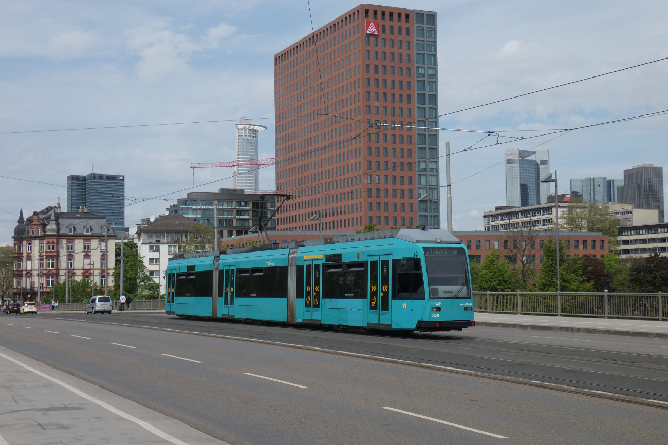 Frankfurt am Main, Duewag R № 015