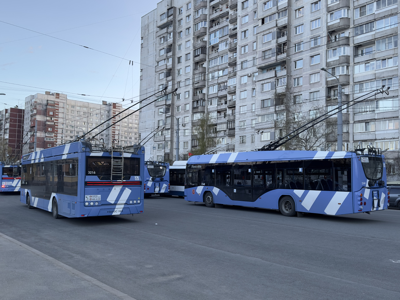 Санкт-Петербург, ПКТС-6281.00 «Адмирал» № 3216; Санкт-Петербург, ВМЗ-5298.01 «Авангард» № 2348