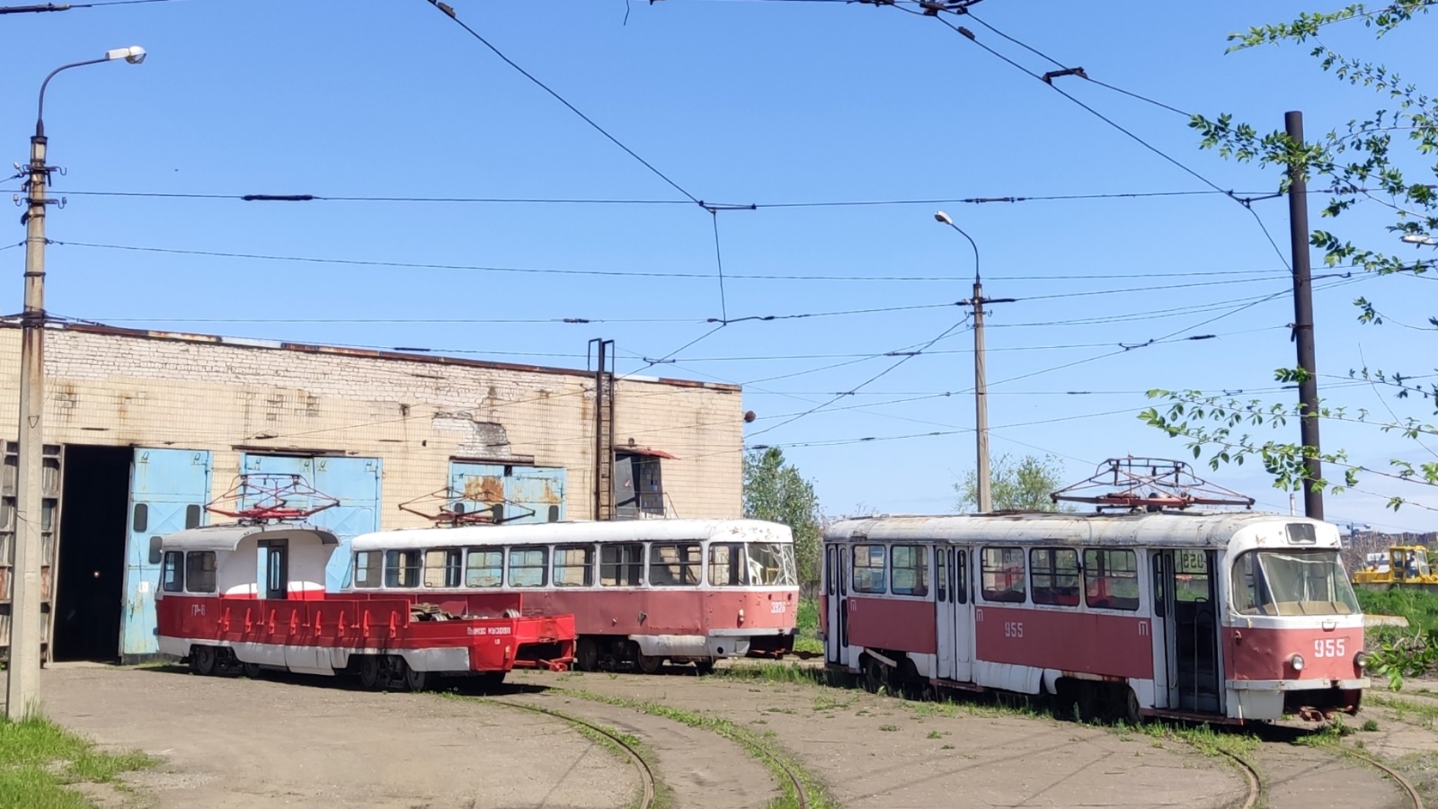 Doneckas, Tatra T3SU (2-door) nr. ГР-8; Doneckas, Tatra T3SU nr. 955 Doneckas, Tatra T3SU (2-door) nr. ГР-8; Doneckas, Tatra T3SU nr. 955