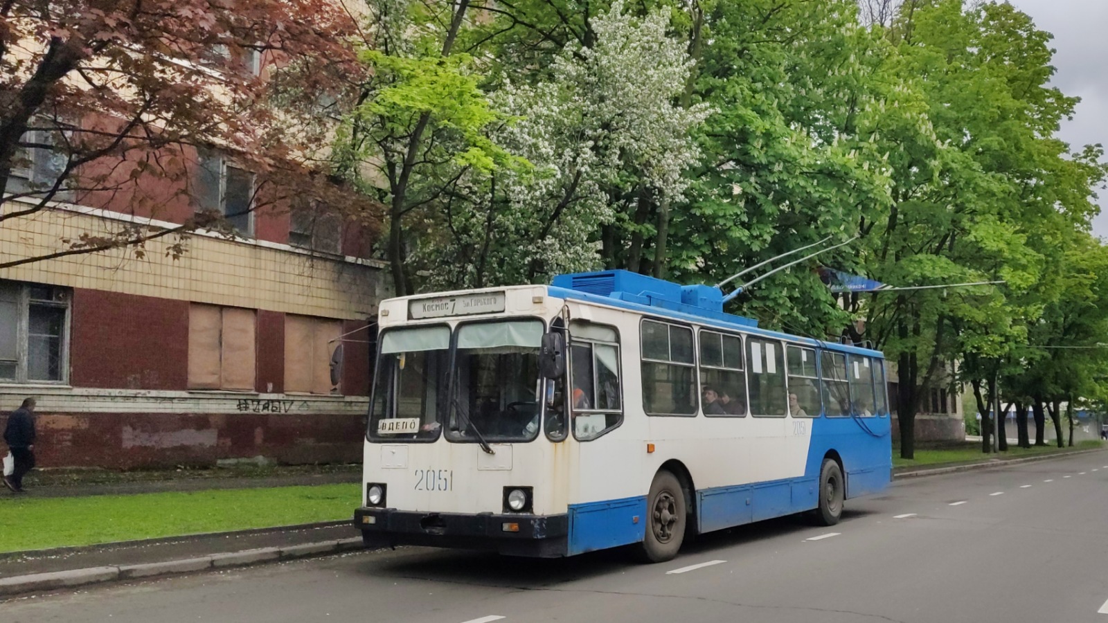 Донецк, ЮМЗ Т2 мод. 7 № 2051