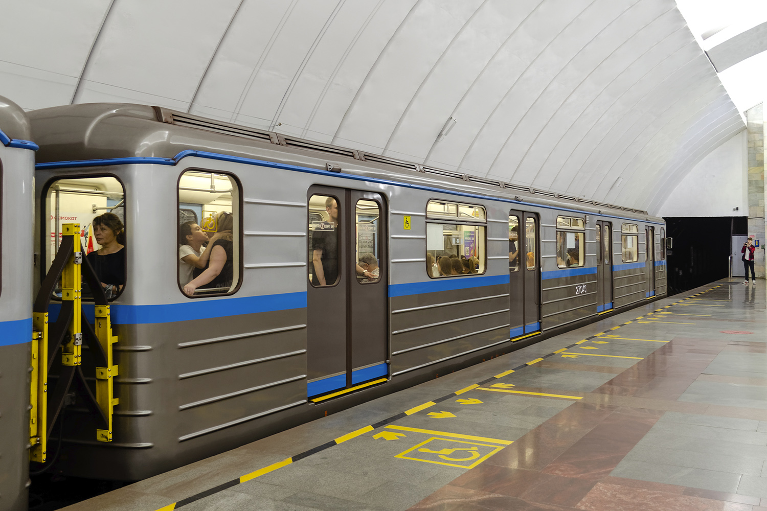 Екатеринбург, 81-717.6 № 27046