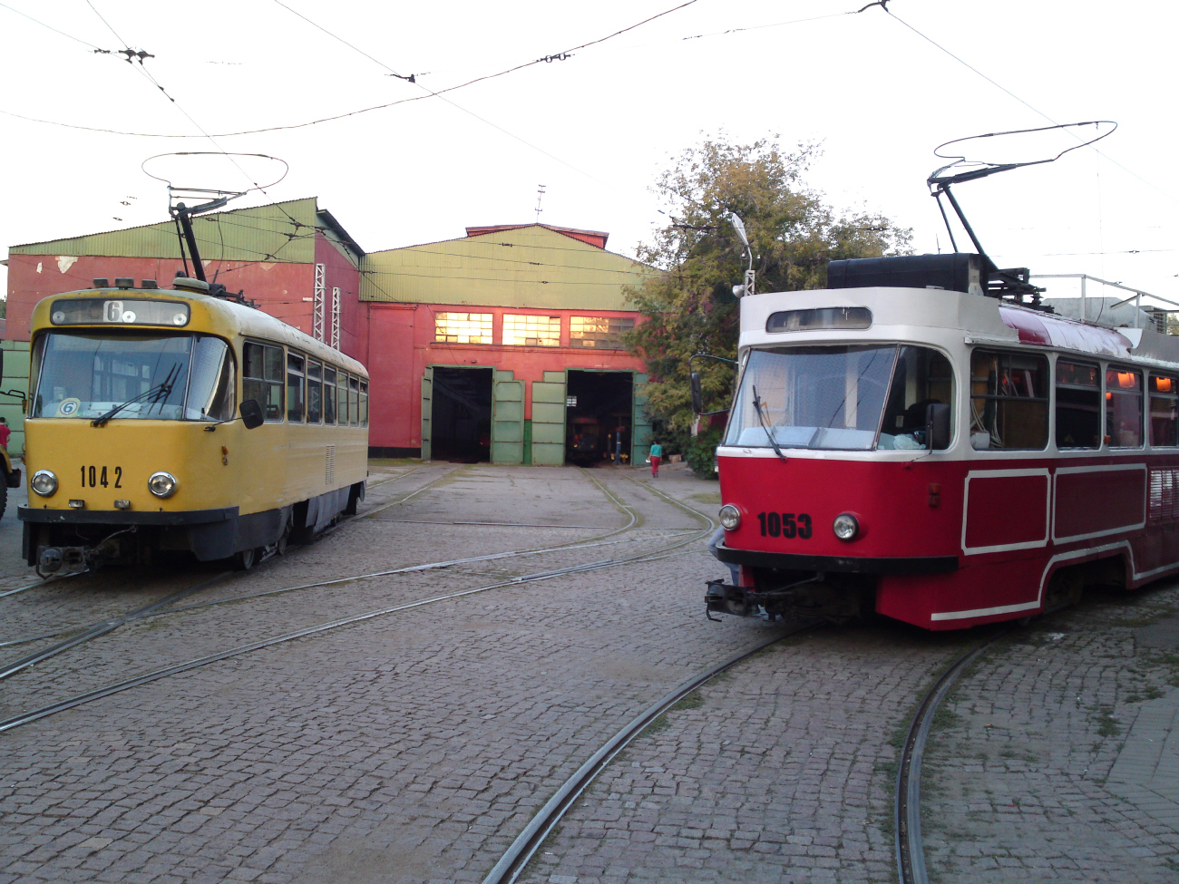 Алматы, Tatra T3D № 1053; Алматы, Tatra T3DC1 № 1042