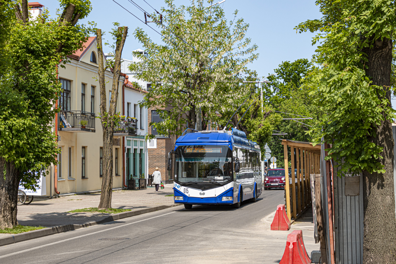 Брест, БКМ 321 № 015