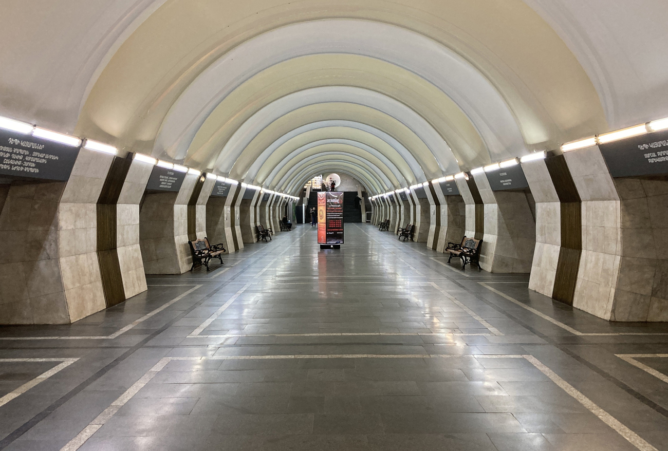 Ереван — Метрополитен — Станции, линии и инфраструктура