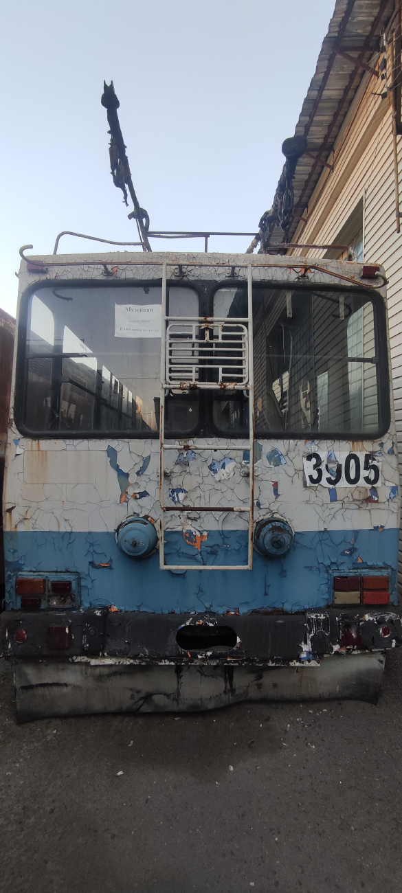 Москва, ЮМЗ Т2 № 3905