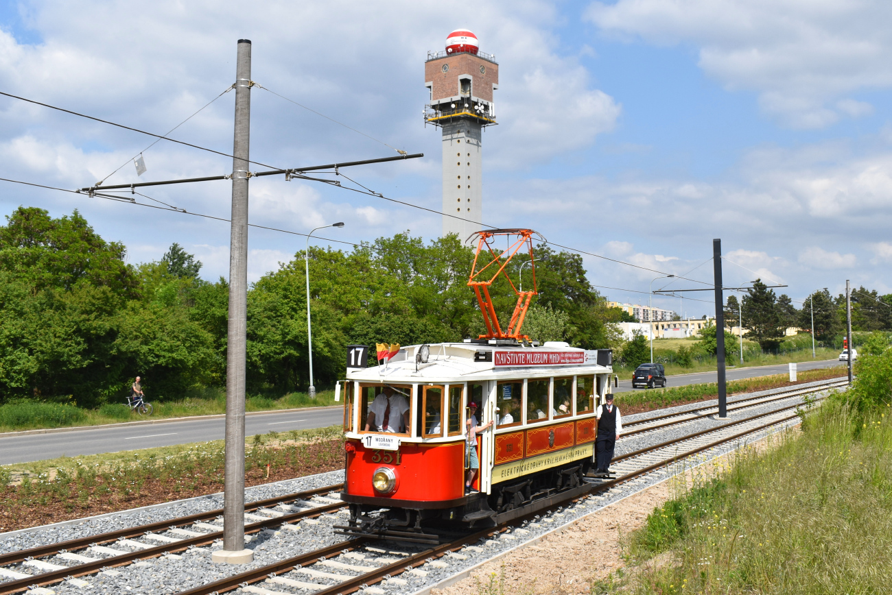 Прага, Ringhoffer DSM № 351; Прага — Открытие новой трамвайной линии Sídliště Modřany — Libuš