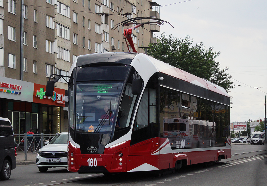 Cserepovec, 71-911EM “Lvyonok” — 180
