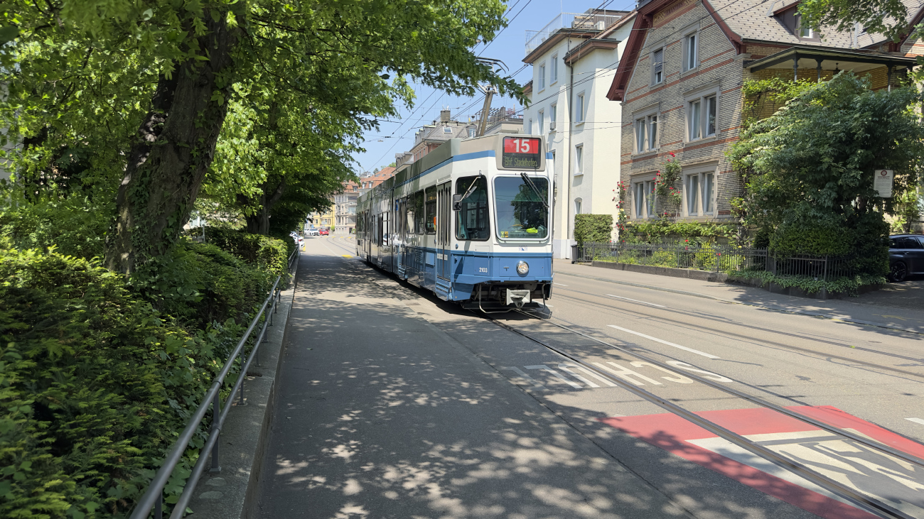 Цюрих, SWP/SIG/ABB Be 4/8 "Tram 2000 Sänfte" № 2103