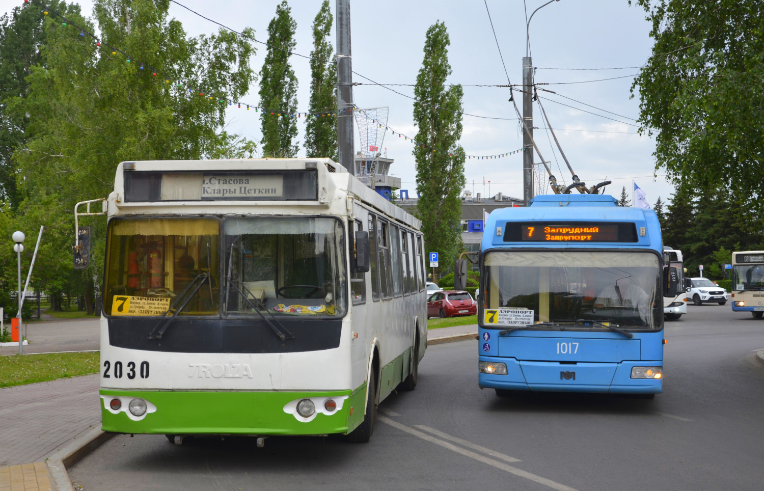 Пенза, ЗиУ-682Г-016.02 № 2030; Пенза, БКМ 321 № 1017