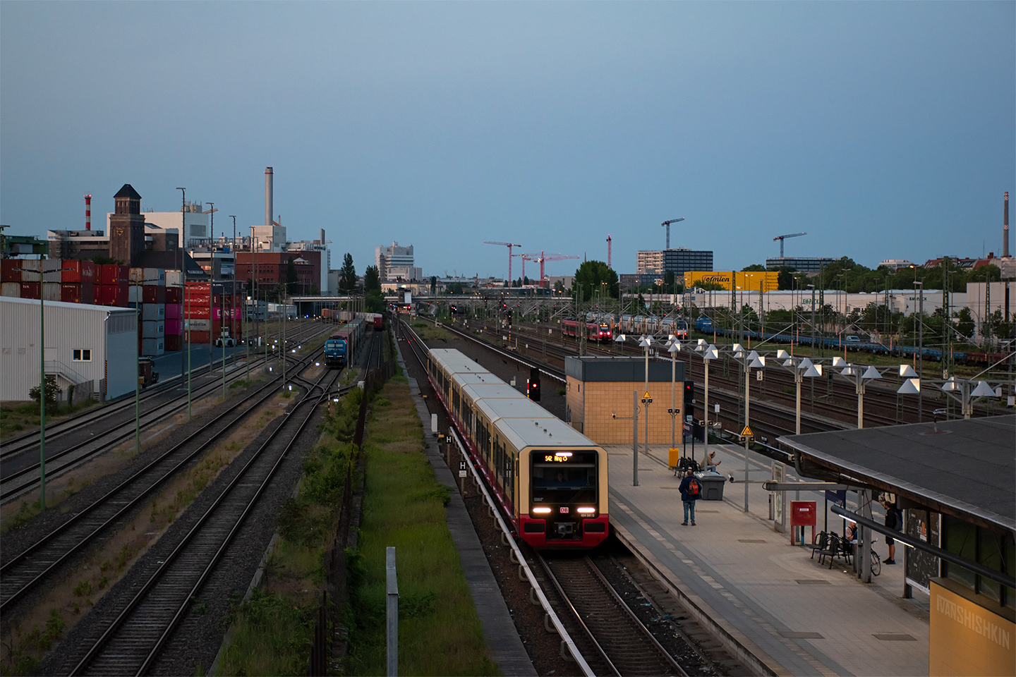 Berlin — S-Bahn — Infrastruktur; Berlin — S-Bahn — Fahrzeuge