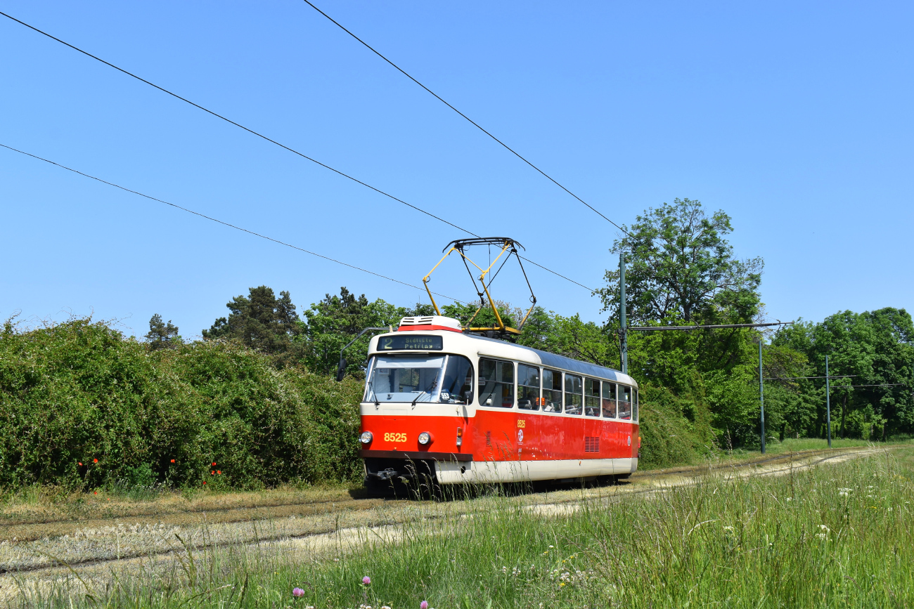 Прага, Tatra T3R.P № 8525