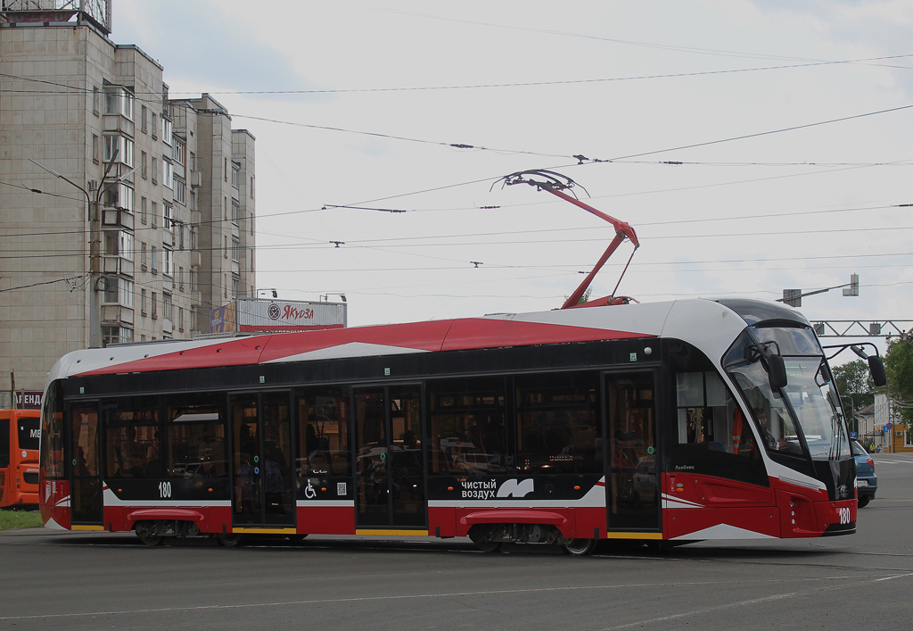 Череповец, 71-911ЕМ «Львёнок» № 180