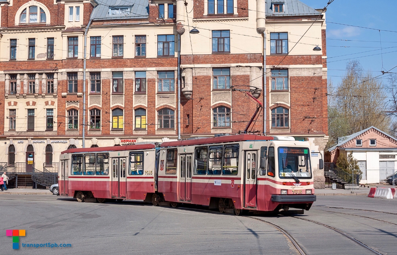 Санкт-Петербург, ЛВС-86М2 № 7015