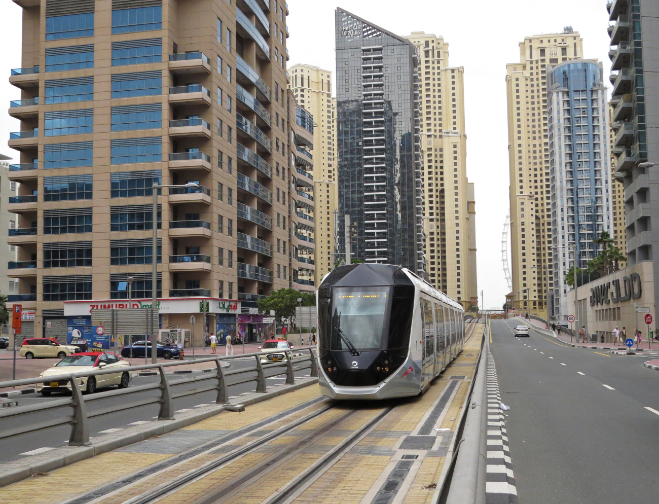 Дубай, Alstom Citadis 402 № 001