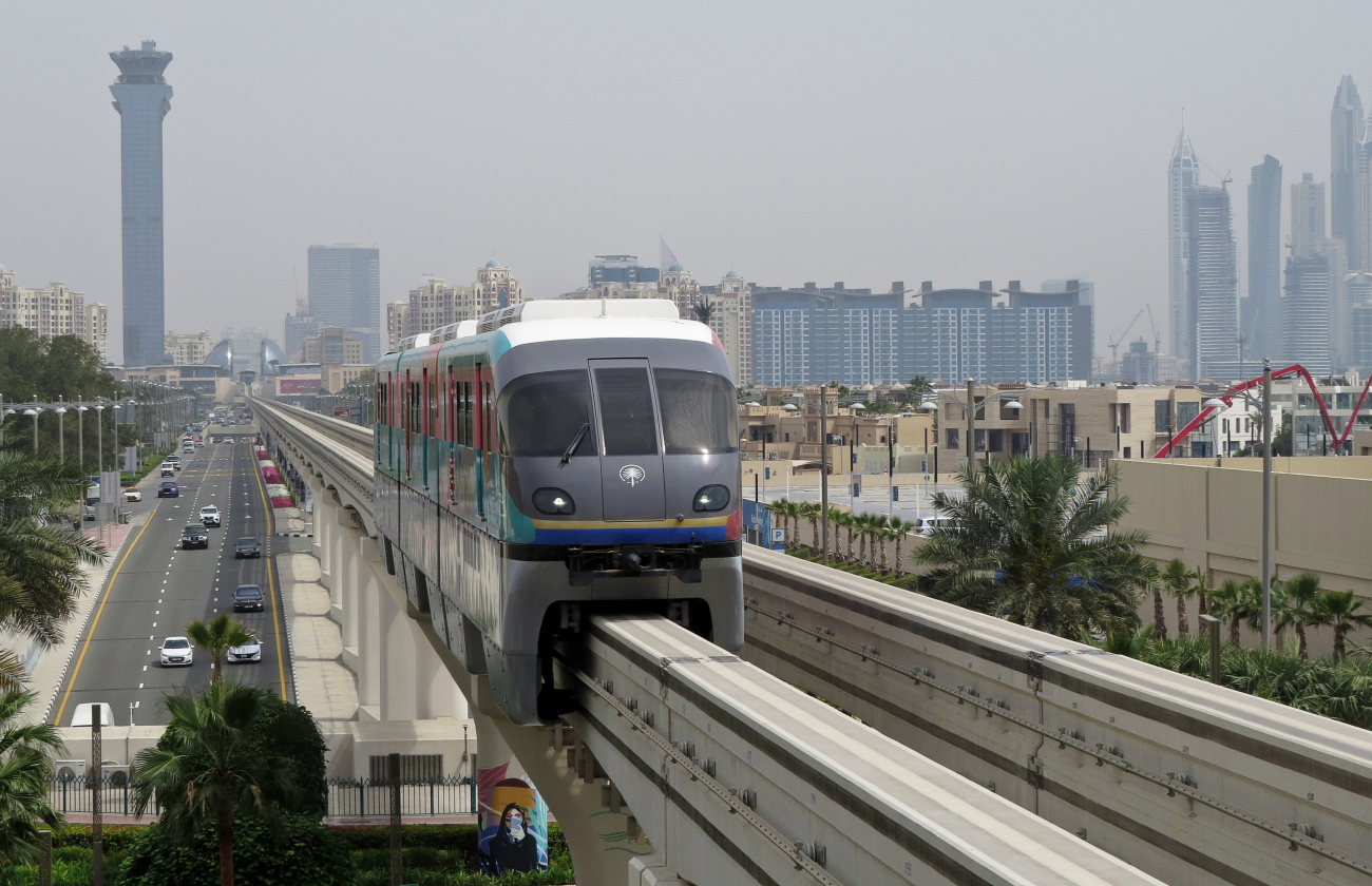 Дубай, Hitachi № 203