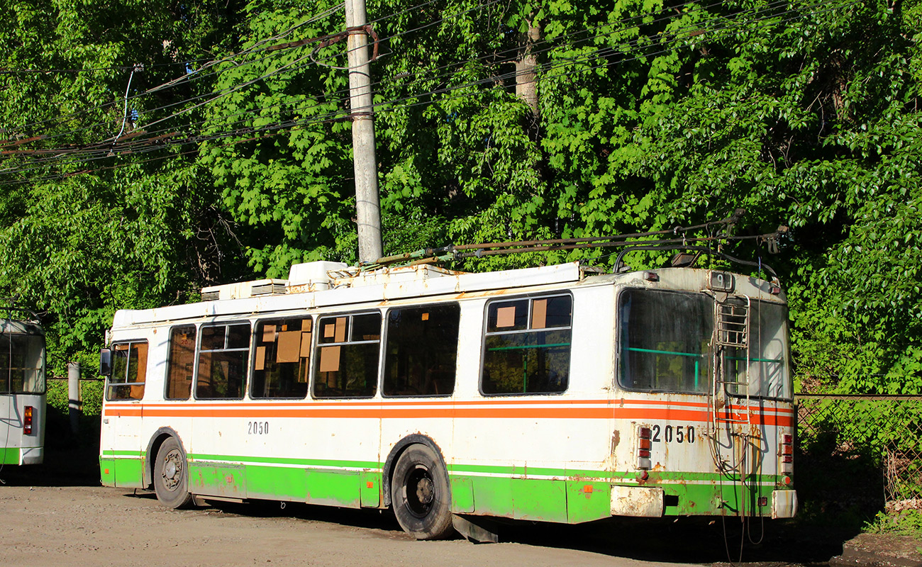Пенза, ЗиУ-682Г-016.02 № 2050