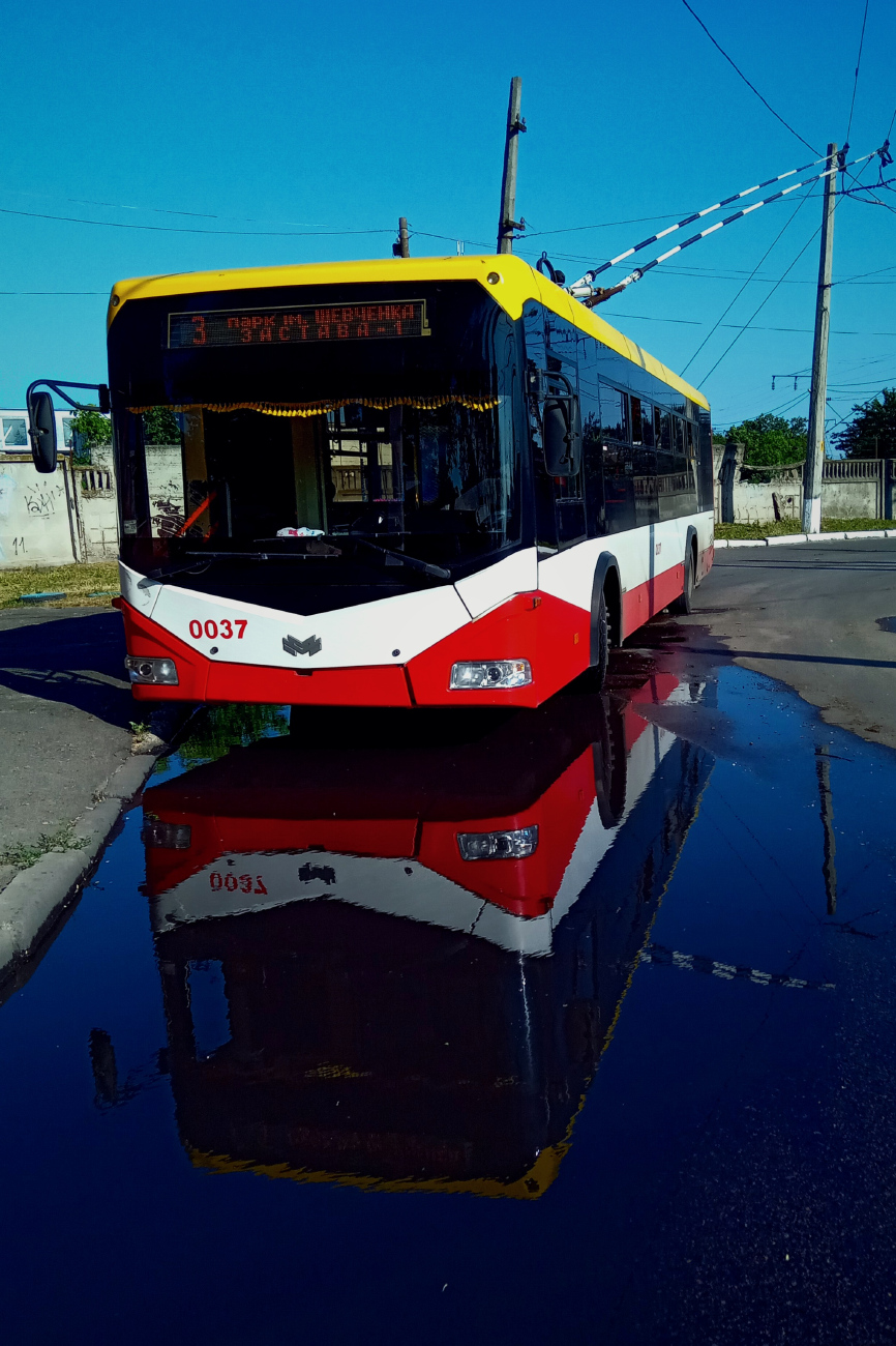 Одесса, БКМ 321 № 0037